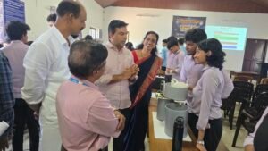 ഇടുക്കി ഗവൺമെന്റ് എഞ്ചിനീയറിംഗ് കോളേജിൽ  പ്രോജക്ട് പ്രദർശനവും ഓപ്പൺ ഹൗസും നടന്നു.ഇടുക്കി ഗവൺമെന്റ് എഞ്ചിനീയറിംഗ് കോളേജിലെ ഇലക്ട്രോണിക്സ് ആൻഡ് കമ്മ്യൂണിക്കേഷൻ എഞ്ചിനീയറിംഗ് വിഭാഗത്തിന്റെ ആഭിമുഖ്യത്തിൽ “എക്സൈറ്റ് 26” എന്ന പേരിൽ ആണ് ടെക്നിക്കൽ പ്രദർശനവും ഓപ്പൺ ഹൗസും സംഘടിപ്പിച്ചത്.